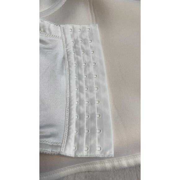 Dominique Strapless Backless Bridal Bra with Breathable Memory Cups - Picture 11 of 11